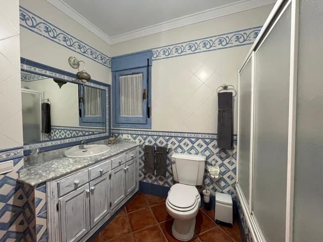 5 soverom Hus til salgs i Algodonales med svømmebasseng - € 580 000 (Ref: 9354198)