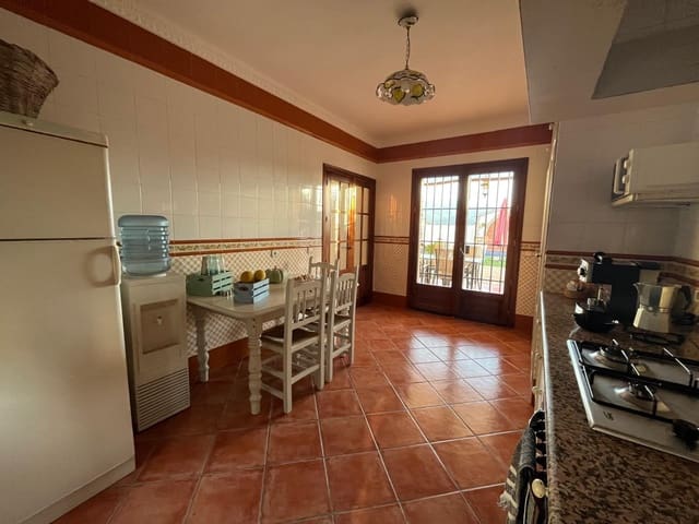 5 soverom Hus til salgs i Algodonales med svømmebasseng - € 580 000 (Ref: 9354198)