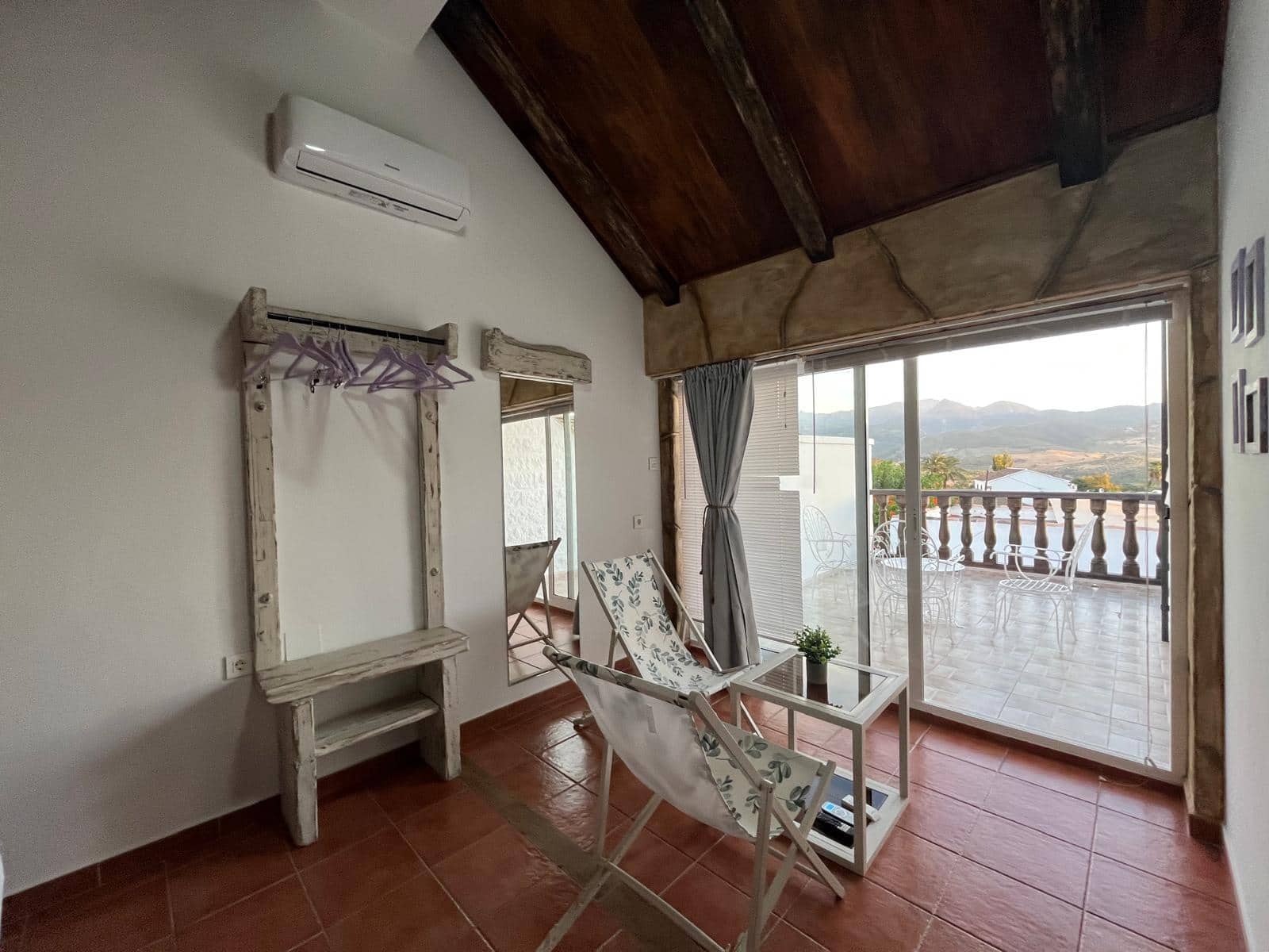 5 soverom Hus til salgs i Algodonales med svømmebasseng - € 580 000 (Ref: 9354198)