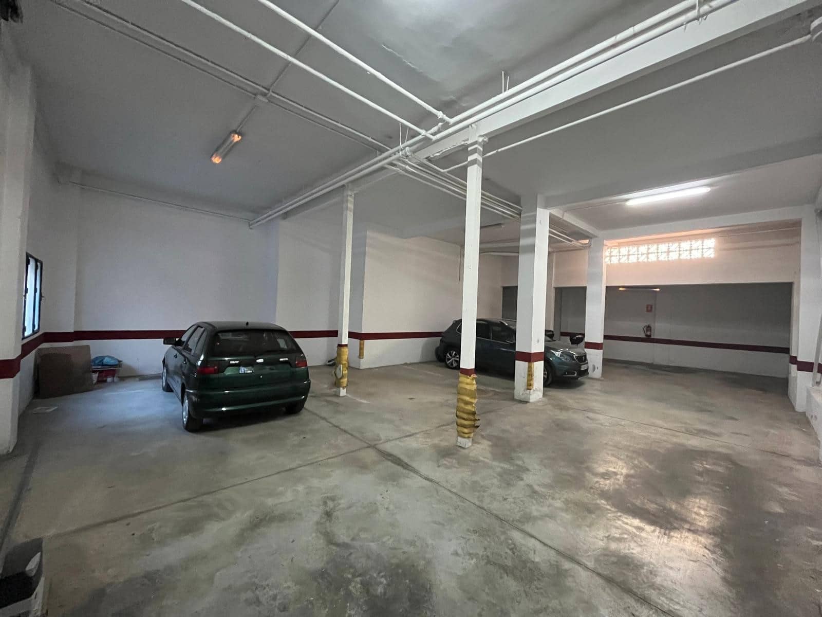 Commercial for sale in Ronda - € 180,000 (Ref: 9354567)