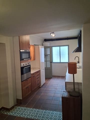 3 soveværelse Byhus til leje i Ronda - € 950 (Ref: 9390013)