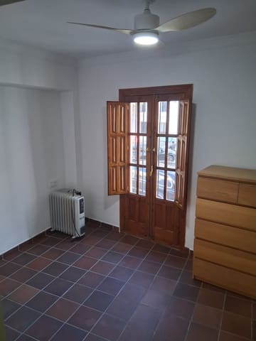 3 soveværelse Byhus til leje i Ronda - € 950 (Ref: 9390013)