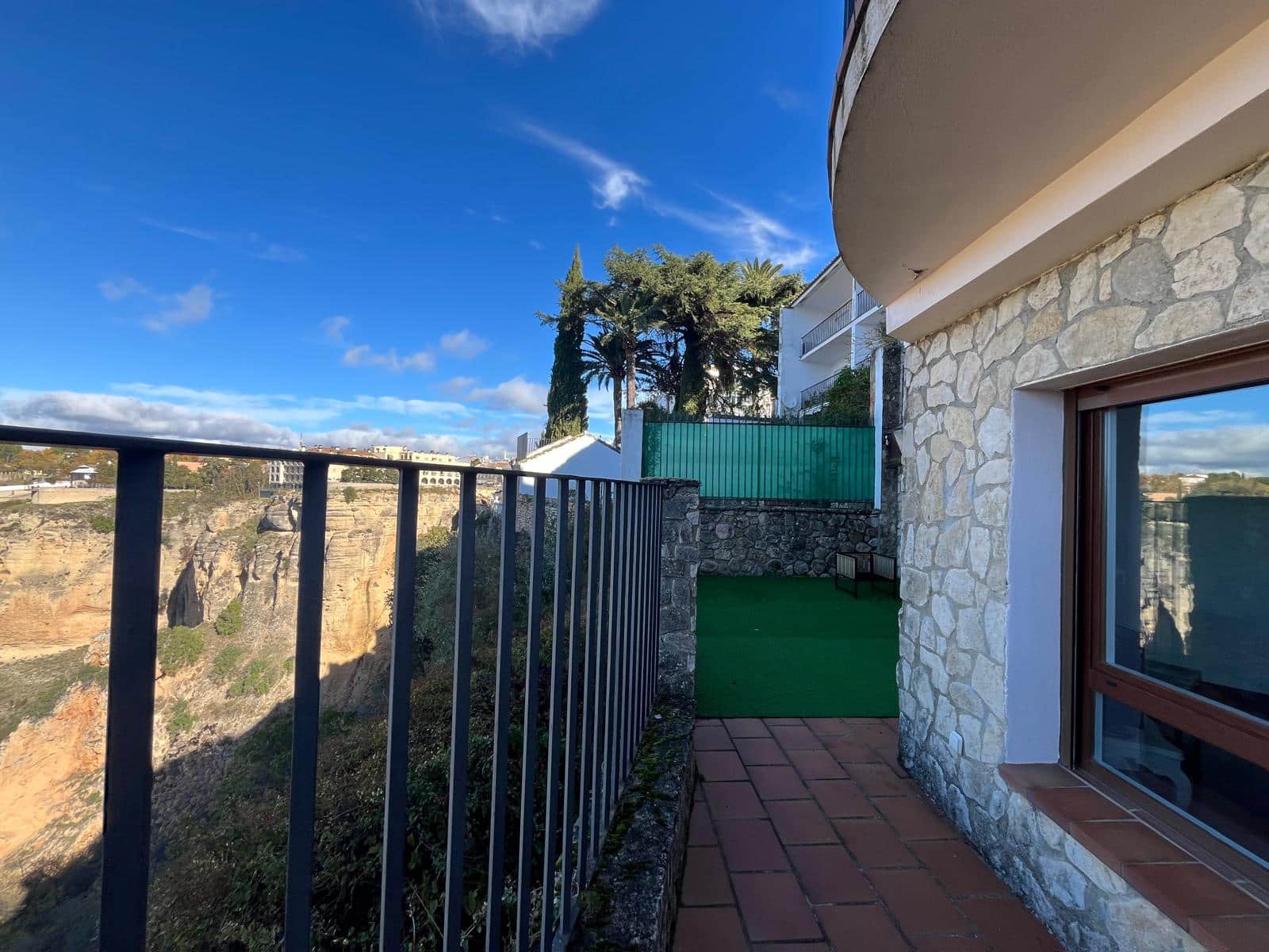 3 soveværelse Lejlighed til leje i Ronda - € 1.300 (Ref: 9410214)