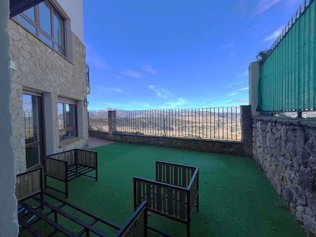 3 soveværelse Lejlighed til leje i Ronda - € 1.300 (Ref: 9410214)