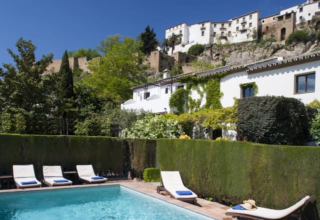 11 sypialnia Hotel na sprzedaż w Ronda z basenem - 3 000 000 € (Ref: 9547350)