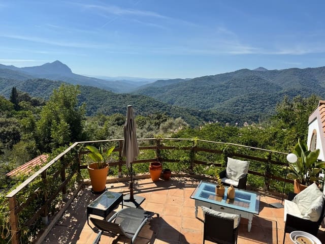 3 Zimmer Finca/Landgut zu vermieten in Genalguacil mit Pool - 2.000 € (Ref: 9549802)