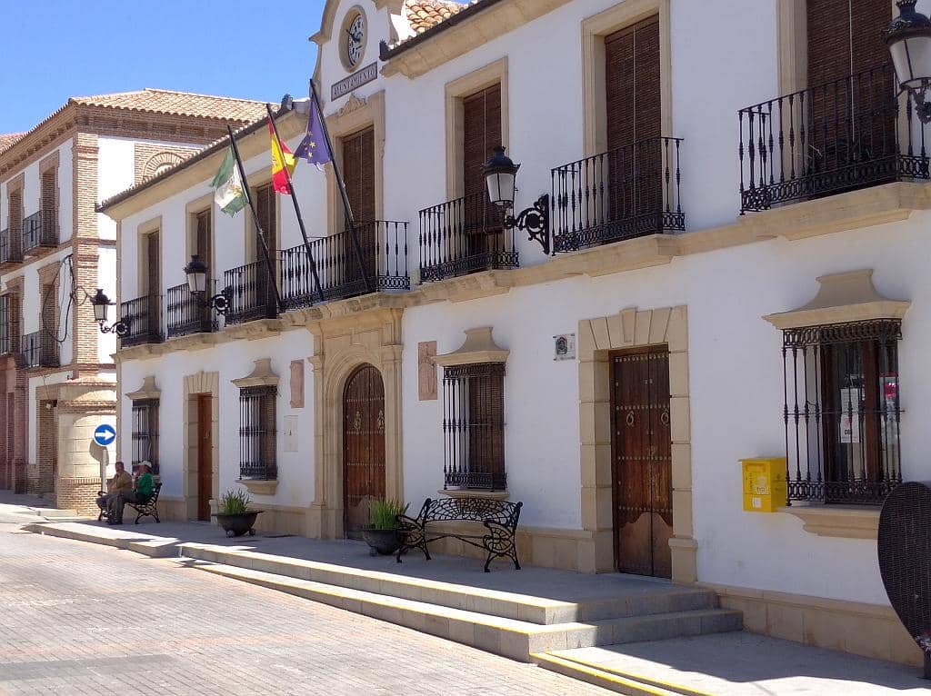 Townhouse for sale in Canete la Real - € 18,700 (Ref: 9559801)