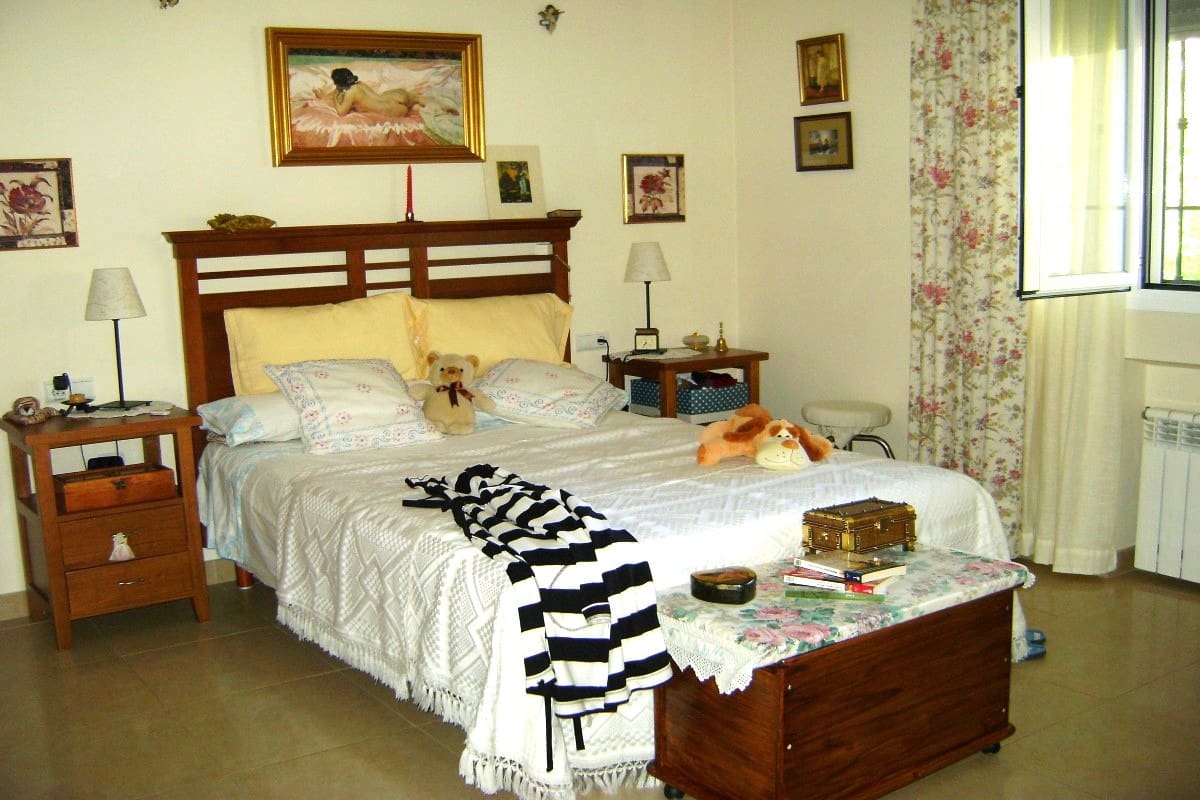 3 sovrum Finca/Hus på landet till salu i Cuevas del Becerro - 400 000 € (Ref: 9580047)