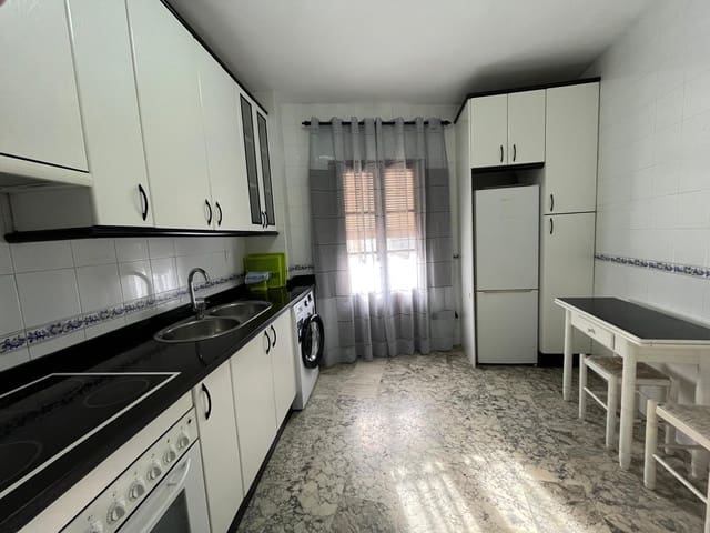 Apartamento de 3 habitaciones en Ronda en alquiler - 800 € (Ref: 9614522)