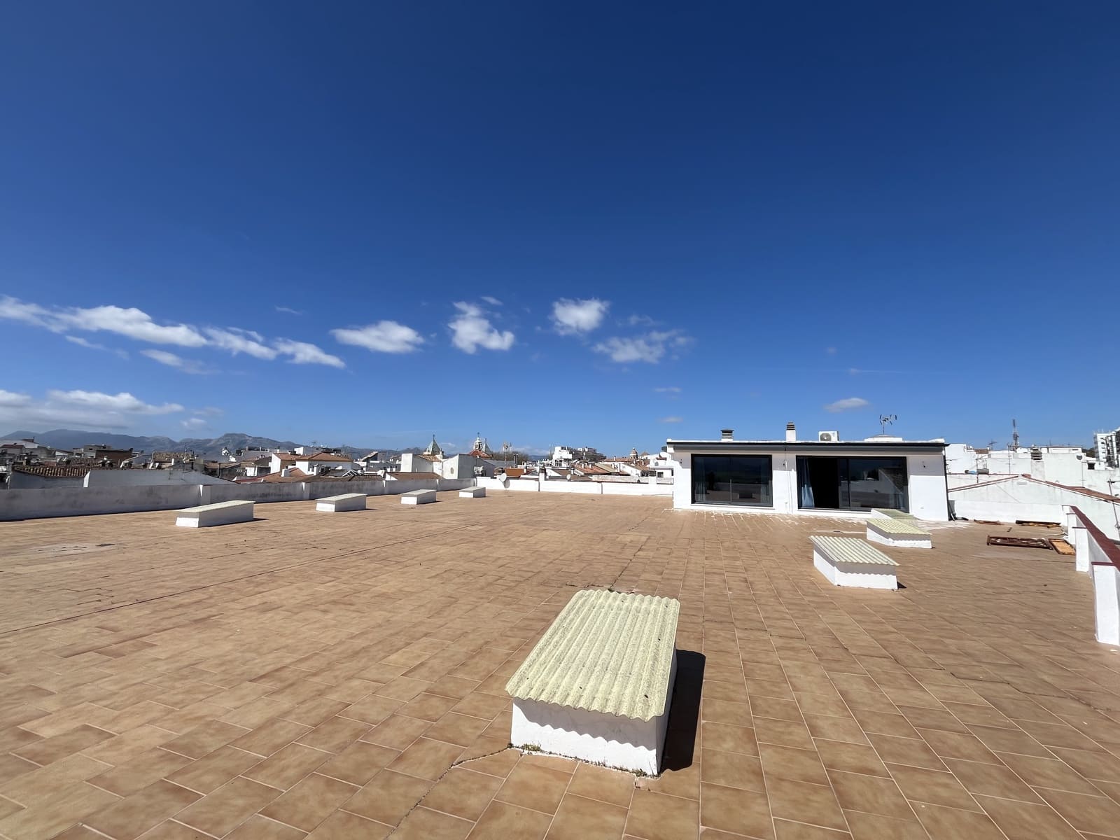1 quarto Penthouse para venda em Ronda com garagem - 490 000 € (Ref: 9782392)