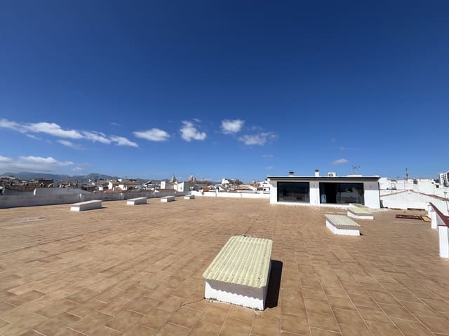 1 quarto Penthouse para venda em Ronda com garagem - 490 000 € (Ref: 9782392)