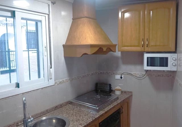 2 Zimmer Haus zu verkaufen in Cuevas del Becerro - 110.000 € (Ref: 9924897)