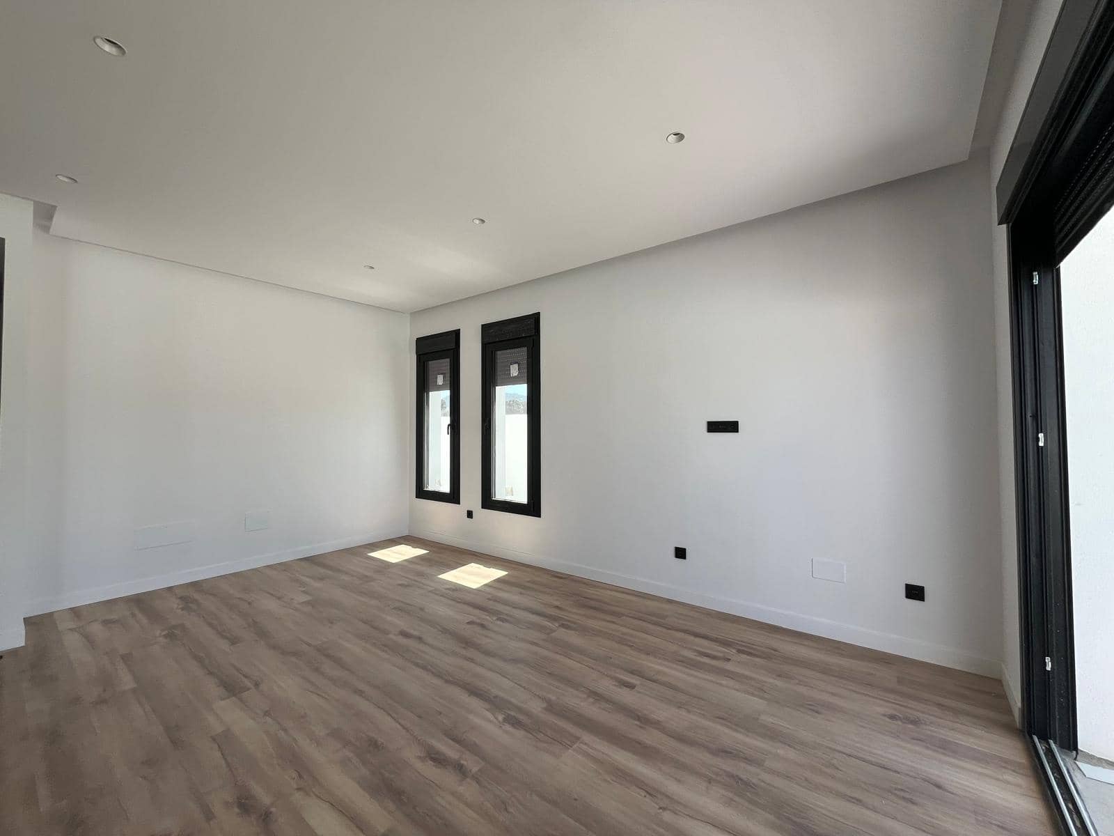 3 sypialnia Dom na sprzedaż w Arriate z basenem - 414 000 € (Ref: 9953030)