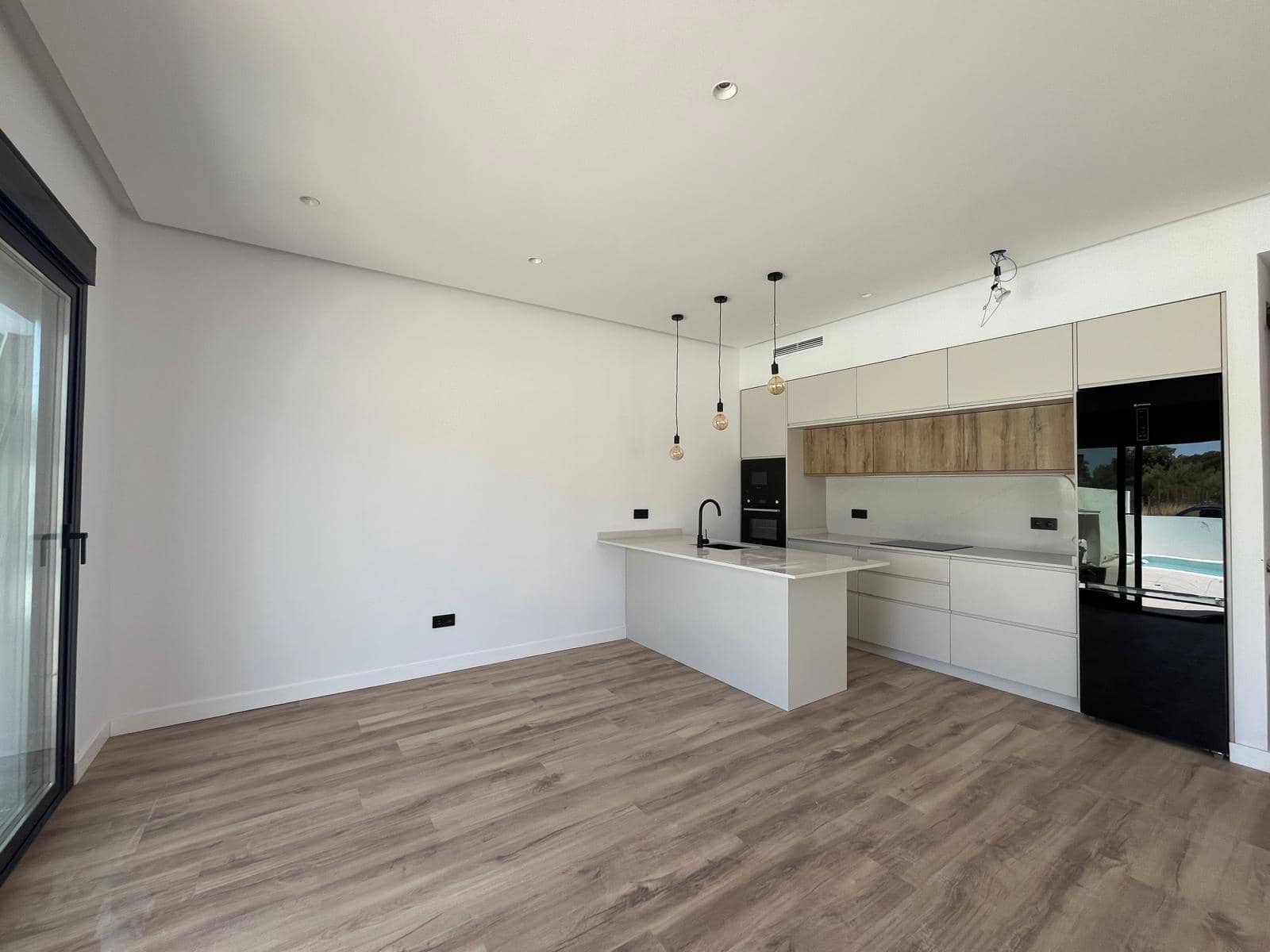 3 sypialnia Dom na sprzedaż w Arriate z basenem - 414 000 € (Ref: 9953030)