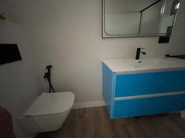 3 makuuhuone Omakotitalo myytävänä paikassa Arriate mukana uima-altaan - 414 000 € (Ref: 9953030)