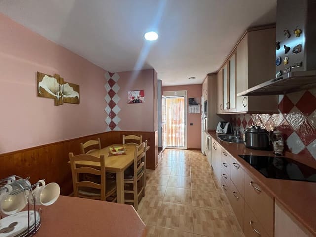 3 soveværelse Byhus til salg i Benaoján - € 138.000 (Ref: 9958872)