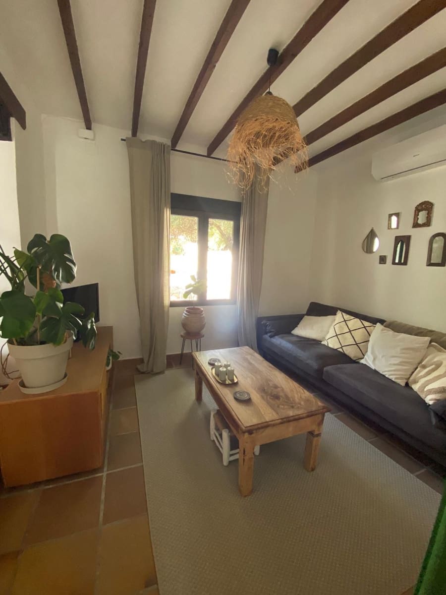 2 slaapkamer Finca/Landhuis te huur in Ronda met zwembad - € 1.000 (Ref: 9961643)