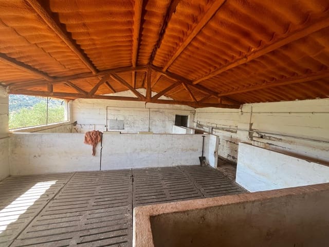 Finca/Casa di Campagna in vendita in Benaoján - 138.000 € (Rif: 9964400)