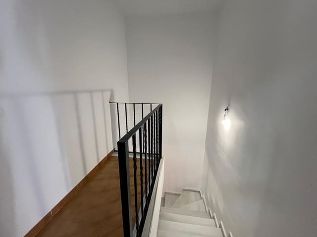 3 makuuhuone Omakotitalo myytävänä paikassa Benaoján - 128 000 € (Ref: 9964405)