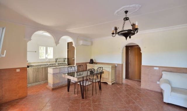 Finca/Casa Rural de 2 habitaciones en Arriate en venta con piscina garaje - 350.000 € (Ref: 9996349)