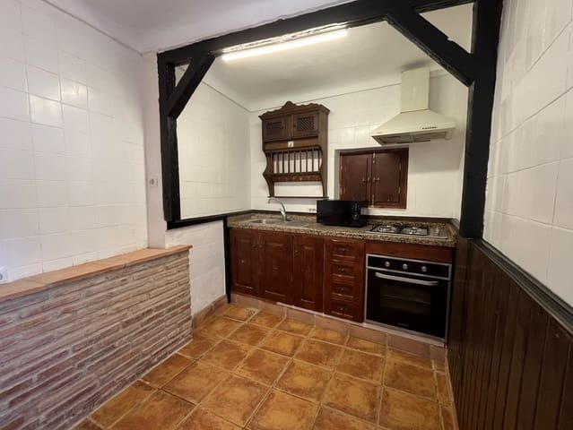 2 bedroom Townhouse for sale in Arriate - € 110,000 (Ref: 9997501)