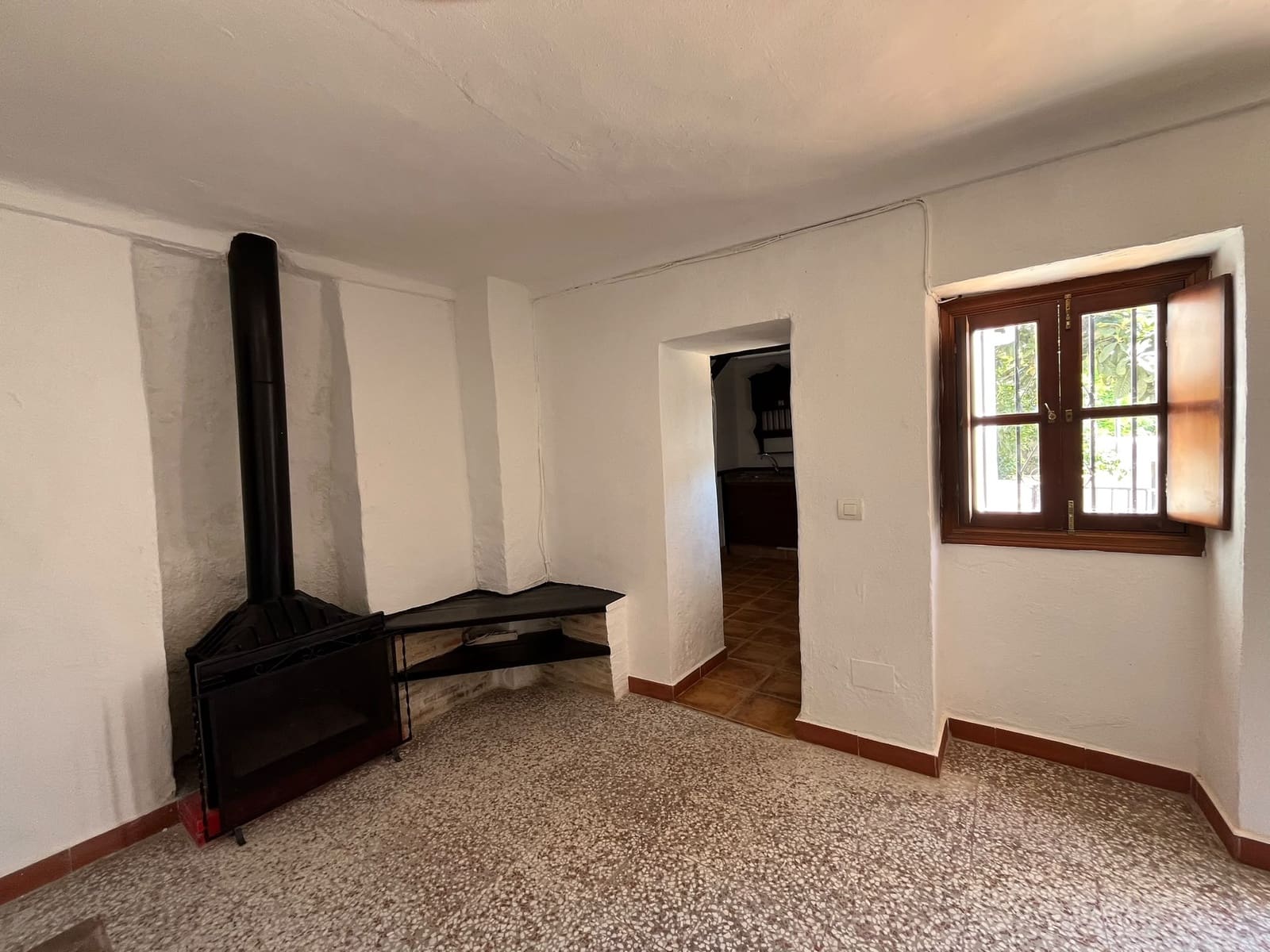 2 bedroom Townhouse for sale in Arriate - € 110,000 (Ref: 9997501)