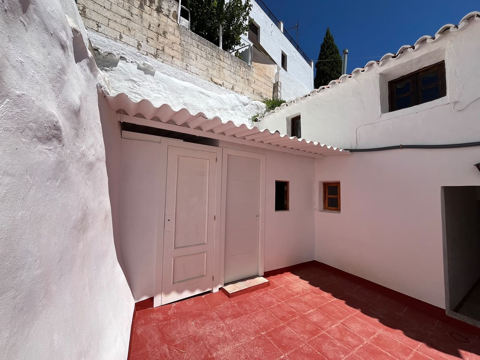 2 bedroom Townhouse for sale in Arriate - € 110,000 (Ref: 9997501)