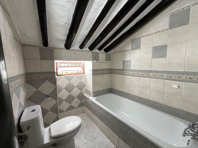 2 bedroom Townhouse for sale in Arriate - € 110,000 (Ref: 9997501)