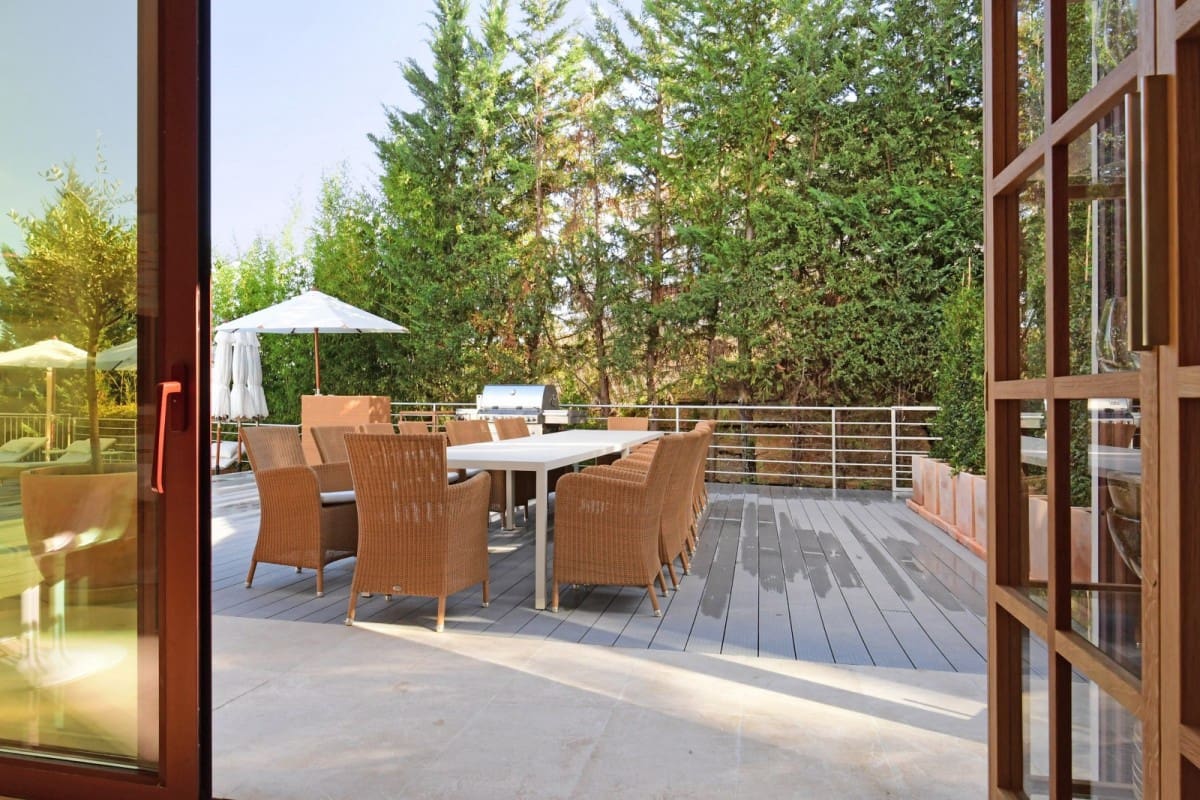 7 makuuhuone Huvila myytävänä paikassa Nueva Andalucia mukana uima-altaan 
autotalli - 4 400 000 € (Ref: 5260711)