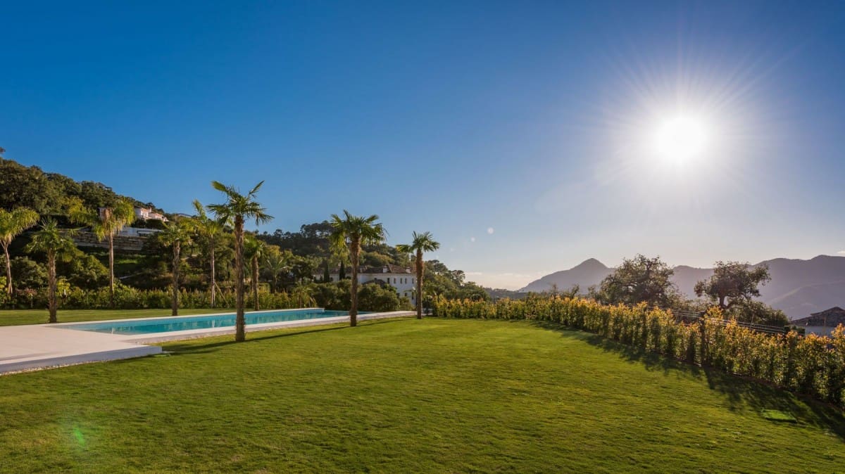 7 quarto Moradia para venda em Benahavis com piscina garagem - 9 400 000 € (Ref: 5260748)