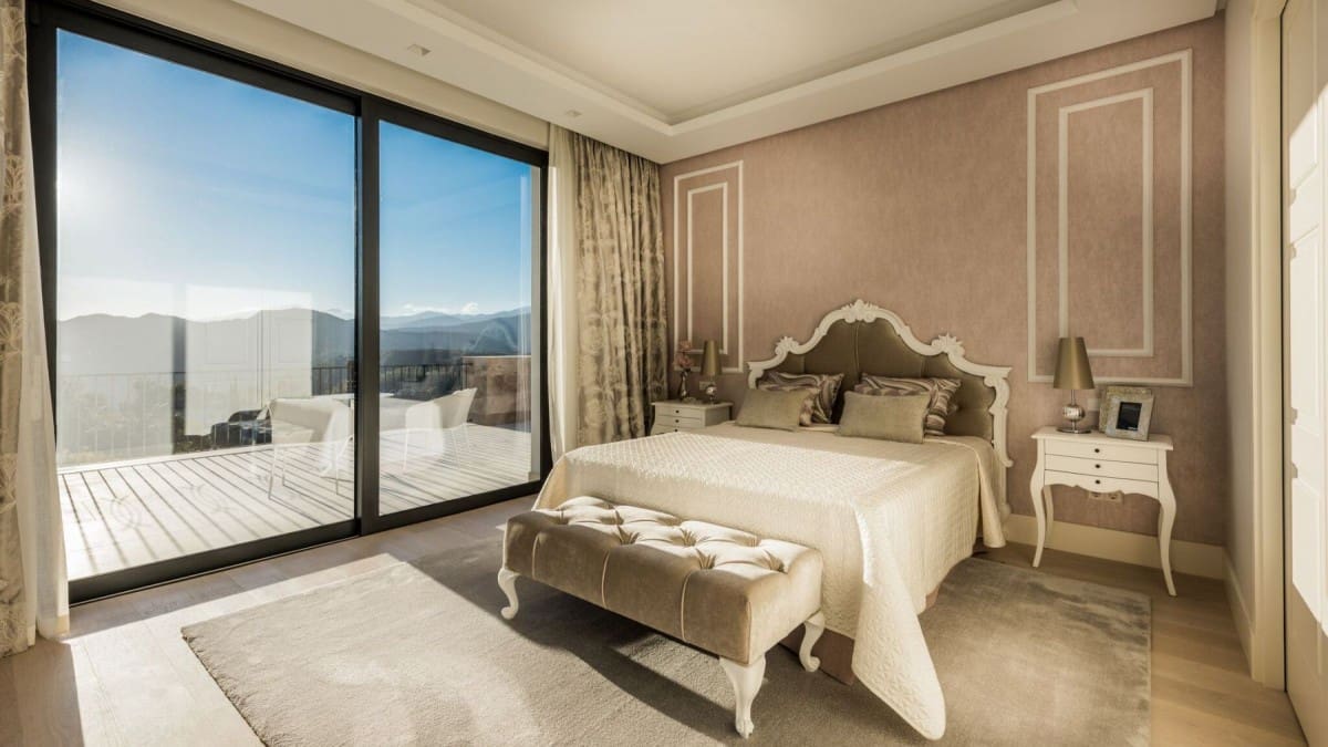 7 quarto Moradia para venda em Benahavis com piscina garagem - 9 400 000 € (Ref: 5260748)