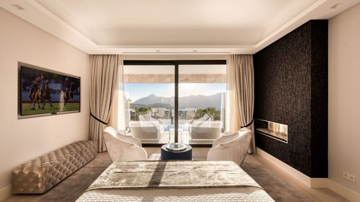 7 quarto Moradia para venda em Benahavis com piscina garagem - 9 400 000 € (Ref: 5260748)