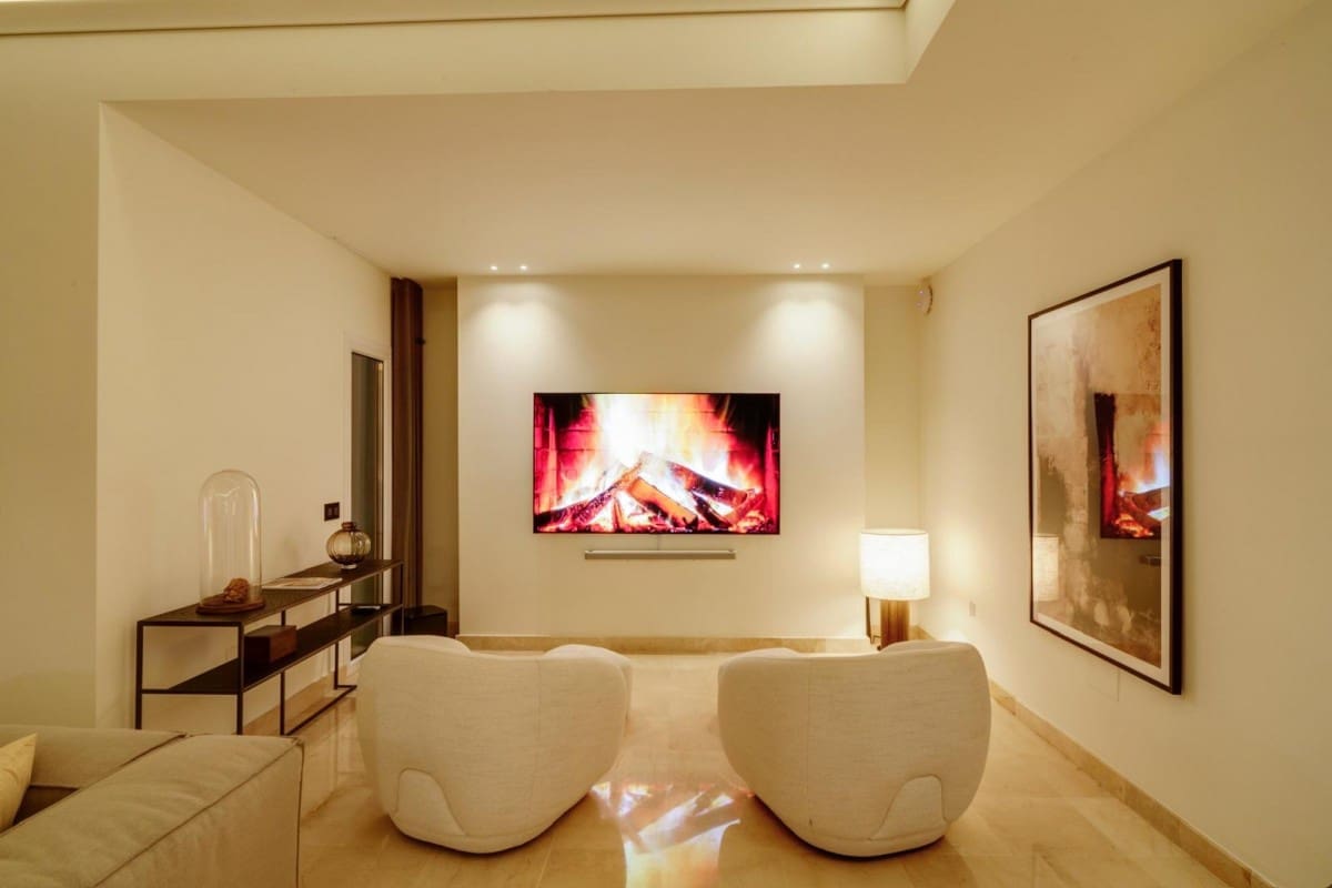 6 soveværelse Villa til salg i Nueva Andalucia med swimmingpool garage - € 3.995.000 (Ref: 5929105)