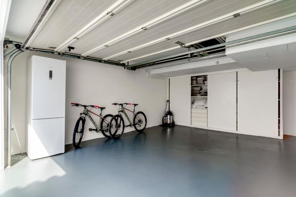 6 soveværelse Villa til salg i Nueva Andalucia med swimmingpool garage - € 3.995.000 (Ref: 5929105)