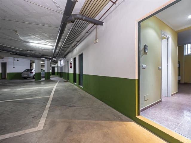 2 soverom Leilighet til salgs i Puerto Banus, Marbella med svømmebasseng garasje - € 1 575 000 (Ref: 6758156)