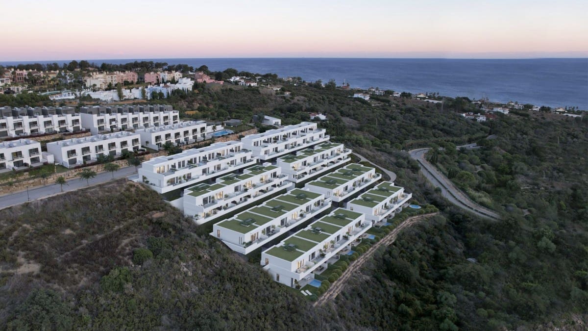 2 sovrum Hus till salu i Manilva med pool garage - 424 000 € (Ref: 6960681)