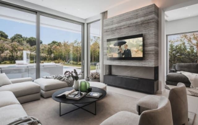 4 soverom Villa til salgs i El Paraiso, Estepona med svømmebasseng garasje - € 2 395 000 (Ref: 7500422)