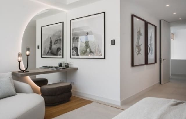 4 soverom Villa til salgs i El Paraiso, Estepona med svømmebasseng garasje - € 2 395 000 (Ref: 7500422)