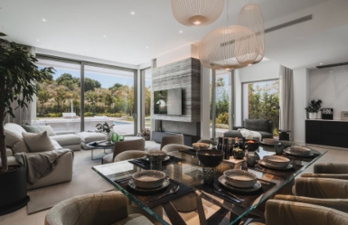 4 soveværelse Villa til salg i El Paraiso med swimmingpool garage - € 2.395.000 (Ref: 7500422)