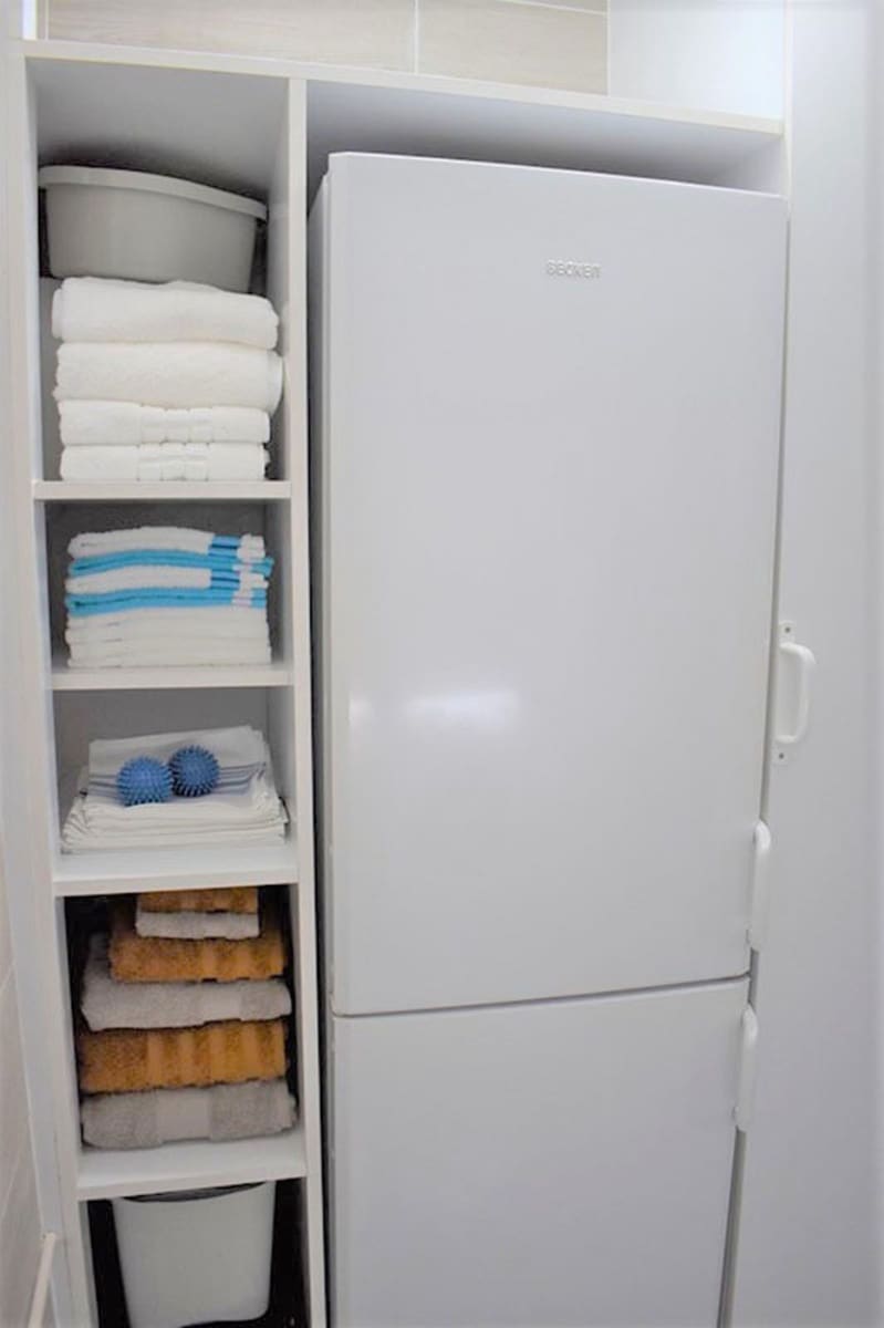 2 bedroom Apartment for sale in Nueva Andalucia with pool - € 550,000 (Ref: 7582437)