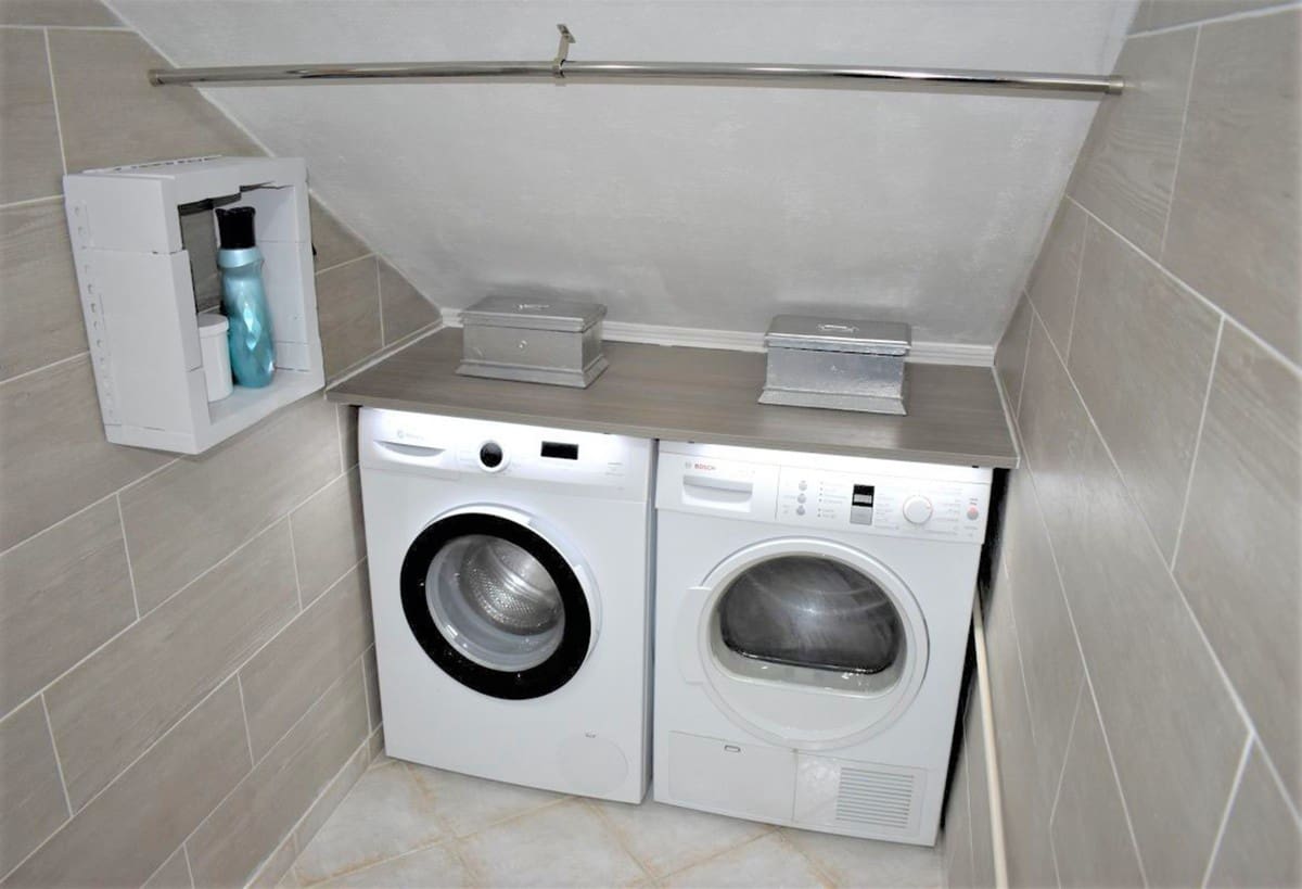 2 bedroom Apartment for sale in Nueva Andalucia with pool - € 550,000 (Ref: 7582437)