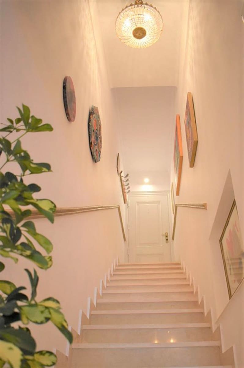 2 bedroom Apartment for sale in Nueva Andalucia with pool - € 550,000 (Ref: 7582437)