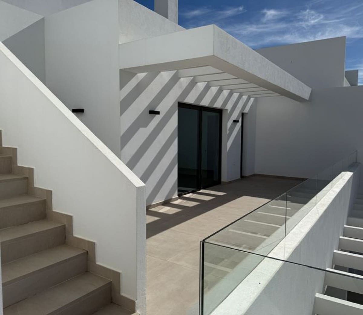 3 quarto Penthouse para venda em Estepona com piscina garagem - 1 175 000 € (Ref: 9425925)