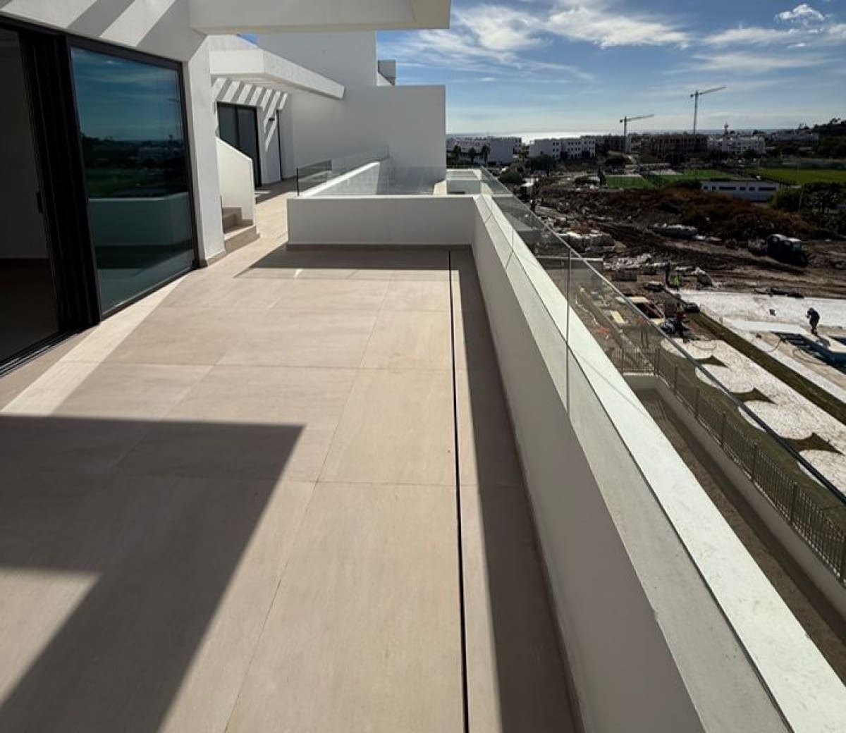 3 quarto Penthouse para venda em Estepona com piscina garagem - 1 175 000 € (Ref: 9425925)