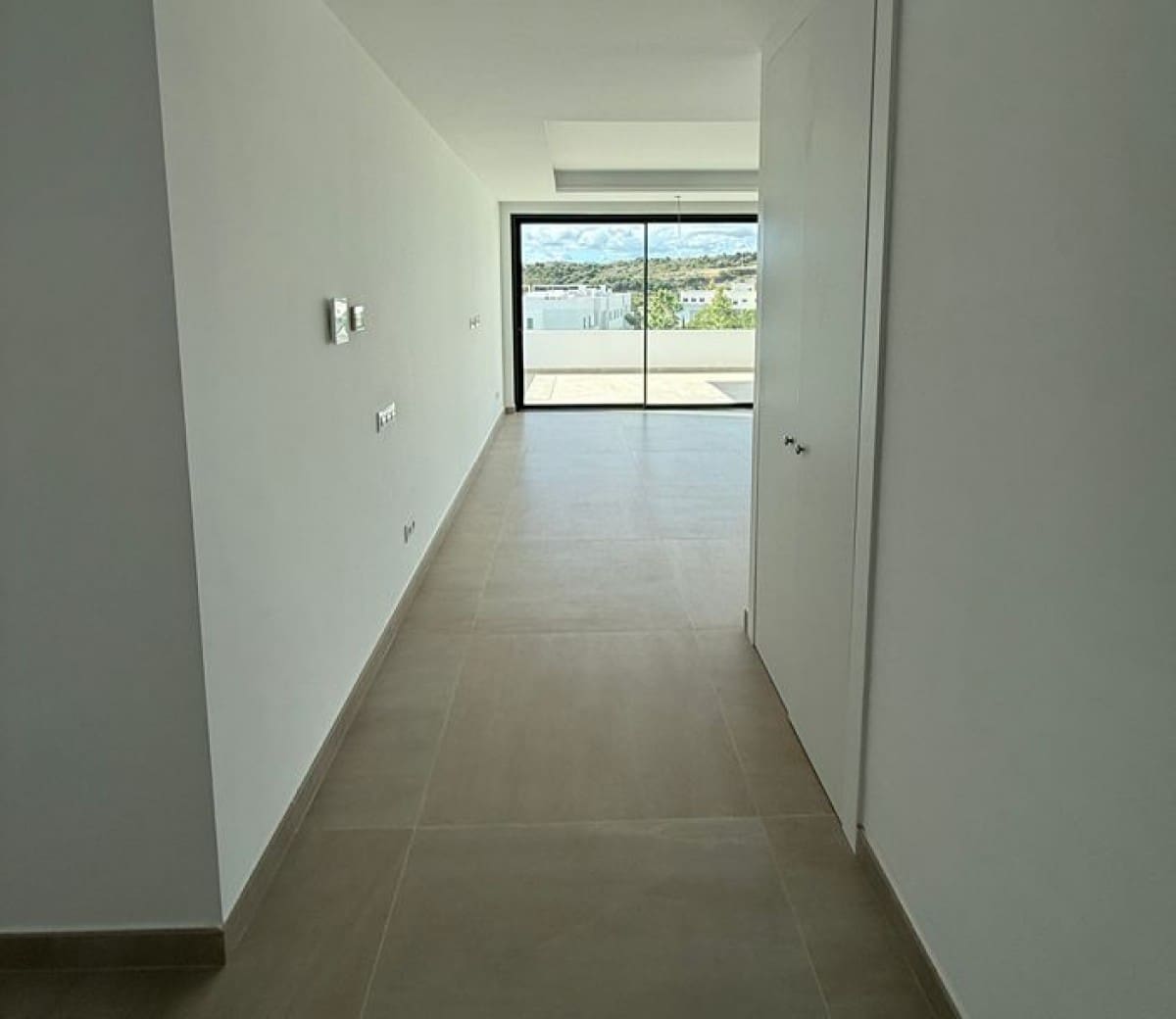 3 quarto Penthouse para venda em Estepona com piscina garagem - 1 175 000 € (Ref: 9425925)