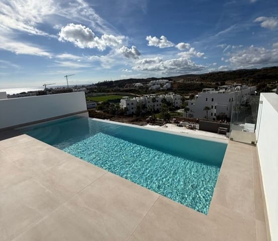 3 soveværelse Penthouse til salg i Estepona med swimmingpool garage - € 1.175.000 (Ref: 9425925)