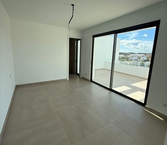 3 soveværelse Penthouse til salg i Estepona med swimmingpool garage - € 1.175.000 (Ref: 9425925)