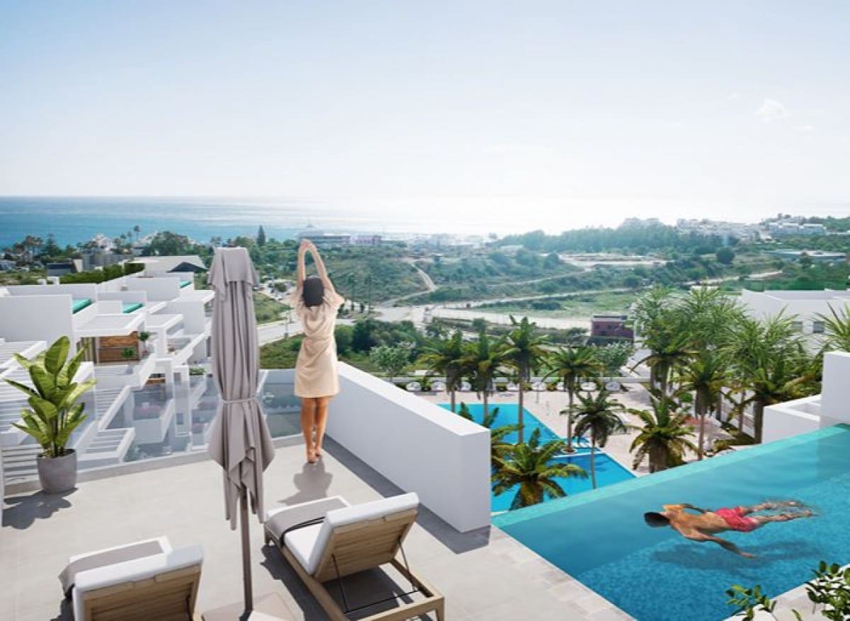 3 quarto Penthouse para venda em Estepona com piscina garagem - 1 175 000 € (Ref: 9425925)