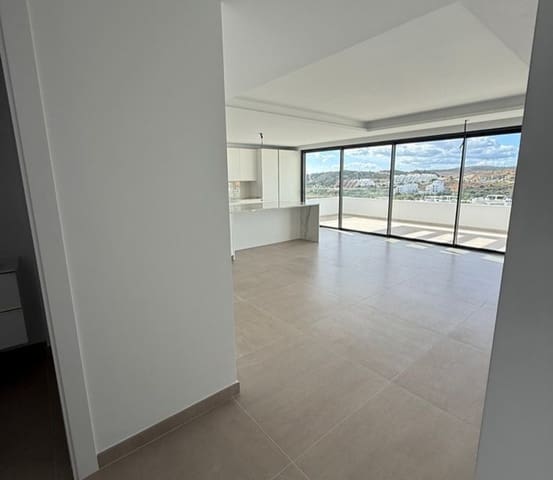 3 slaapkamer Penthouse te koop in Estepona met zwembad garage - € 1.100.000 (Ref: 9425926)