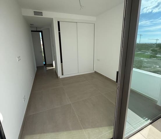 3 slaapkamer Penthouse te koop in Estepona met zwembad garage - € 1.100.000 (Ref: 9425926)